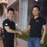 Khách Hàng Sử Dụng Sản Phẩm Quảng Cáo Tứ Quý