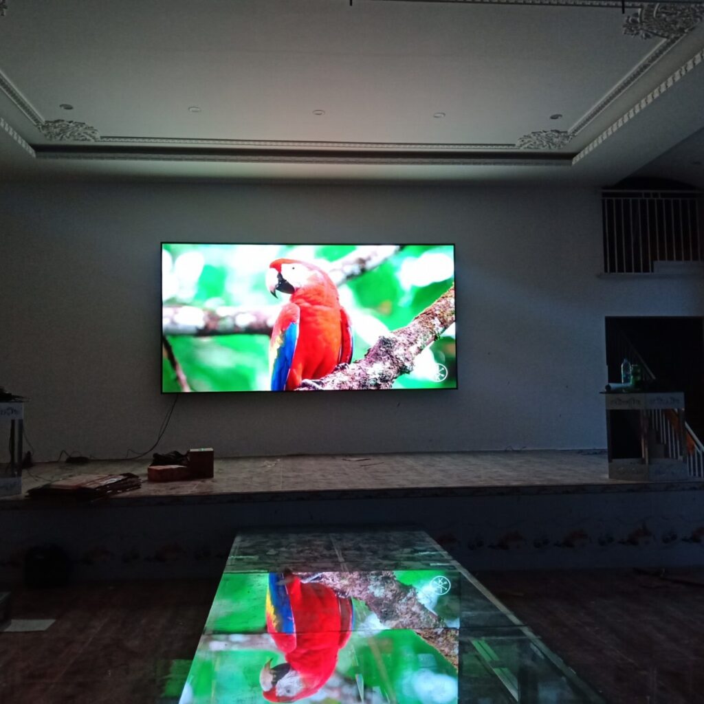 Màn Hình Led Trong Nhà Giá Rẻ Tại Nha Trang